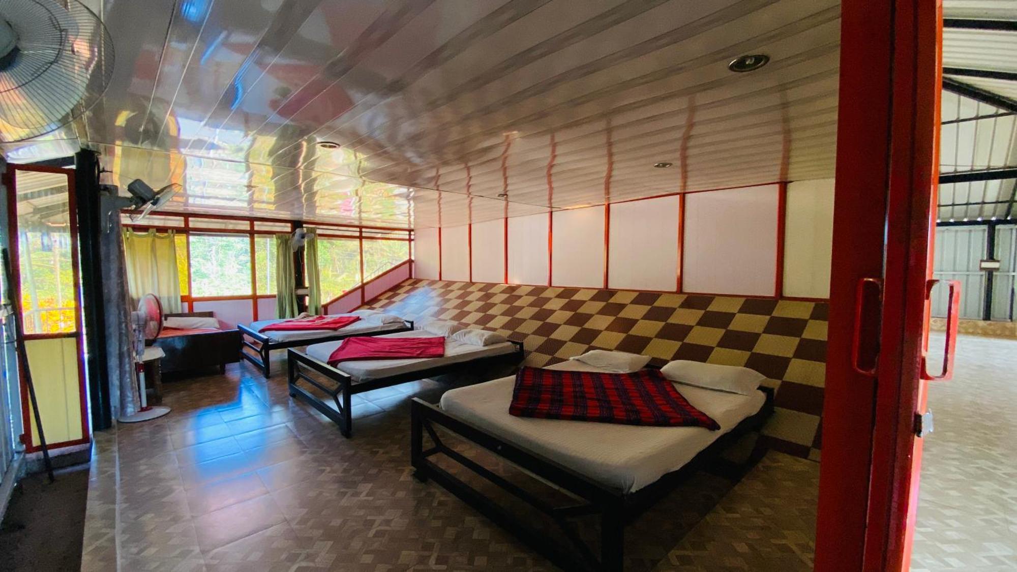 Misty Green Coorg マディケーリ エクステリア 写真