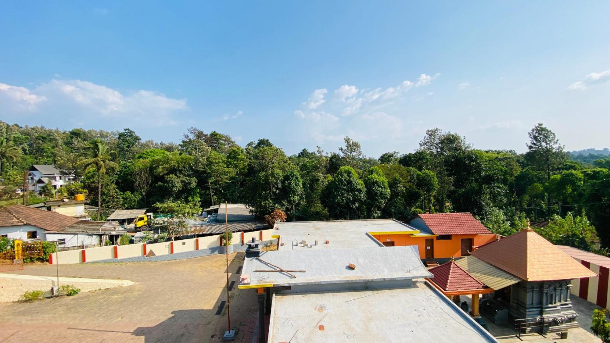 Misty Green Coorg マディケーリ エクステリア 写真